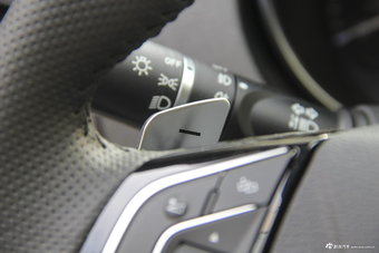 2018款哈弗H6 Coupe 1.5T自动两驱豪华型蓝标