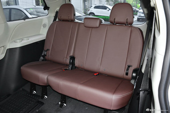 实拍|新款塞纳 空间堪比GL8、动力吊打奥德赛