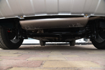 2017款森雅R7 1.6L 自动尊贵型