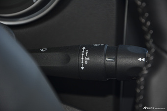 2015款东风标致408 1.2T自动豪华版