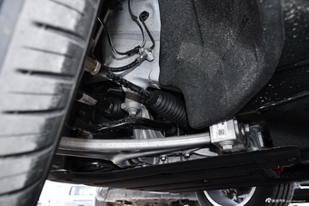 2018款奥迪Q3 30周年年型 30 TFSI风尚型