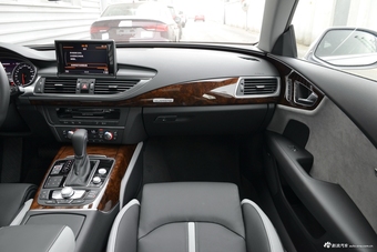 2018款奥迪A7 3.0T自动50TFSI quattro动感型