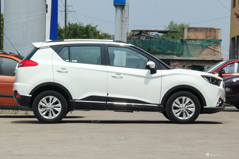 2018款海马S5青春版 1.6L手动豪华定制版