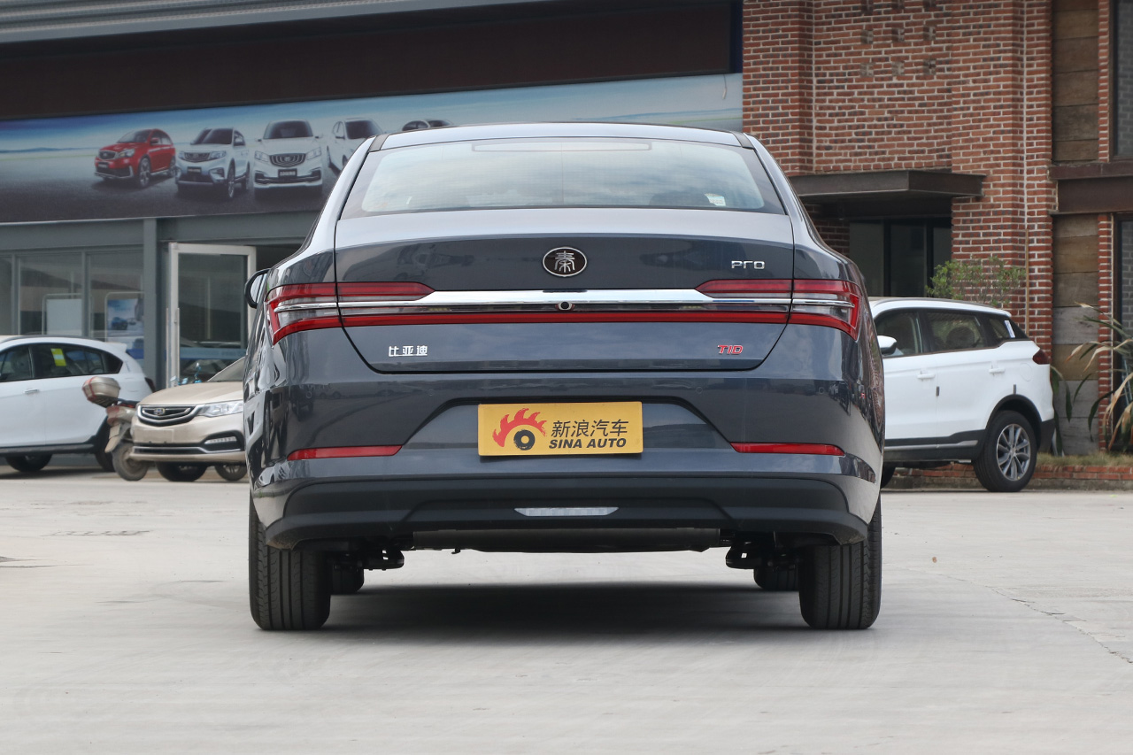 2019款秦Pro 1.5TI自动智联锋尚型