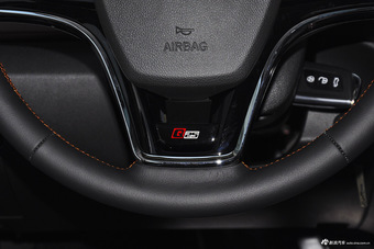 2016款昌河Q25 1.5L自动乐惠版