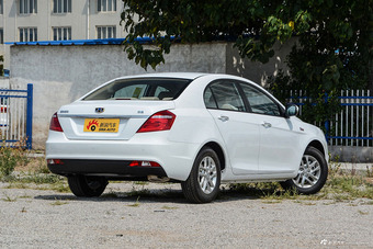 2017款吉利帝豪1.5L手动三厢百万款向上版