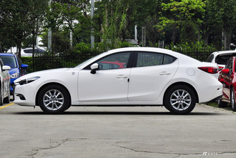 2017款马自达3昂克赛拉 三厢 1.5L 自动舒适型