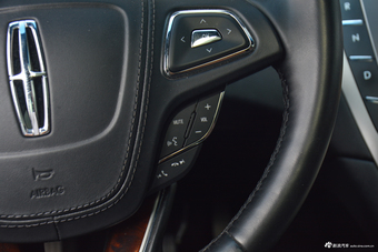 2018款林肯MKZ 2.0T自动尊耀版