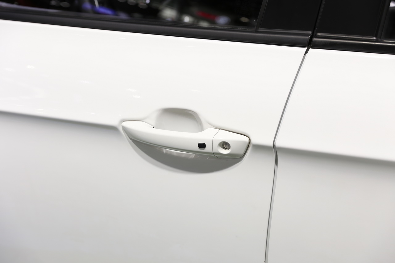 2018广州车展实拍：中华V3