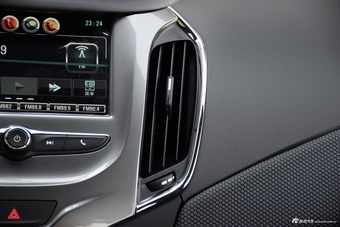 2017款科鲁兹两厢1.5L 自动先锋天窗版