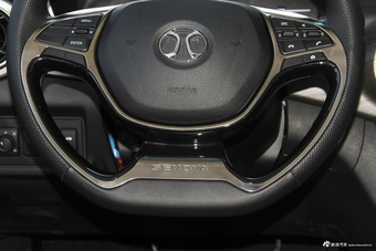 2018款北汽绅宝D50 1.5L手动尊贵智驾版