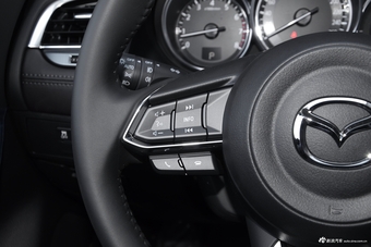 2018款阿特兹2.5L自动蓝天运动版