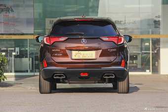 2016款讴歌CDX 1.5T自动两驱尊享版