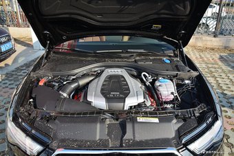 2017款奥迪A6L 45TFSI quattro 3.0T自动运动型: