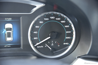 2016款哈弗H7 2.0T自动两驱精英型蓝标