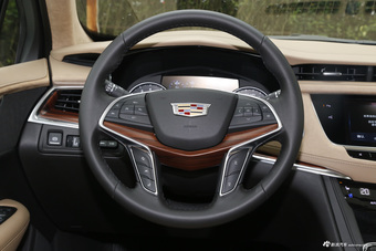 2016款XT5 2.0T自动28T四驱铂金版