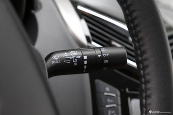 2017款海马S5强动力版1.5T自动豪华型