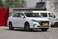 2018款比亚迪秦EV450 智联尊尚型