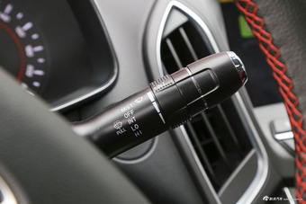 2017款艾瑞泽5 SPORT 1.5T手动豪华版