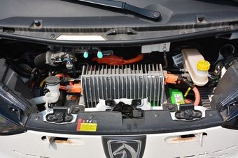 2018款宝骏E100智享版