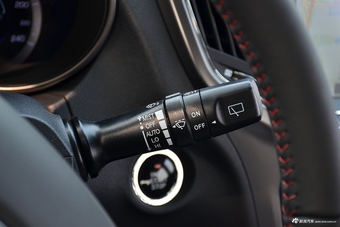 2017款CS75 1.5T手动锋尚型