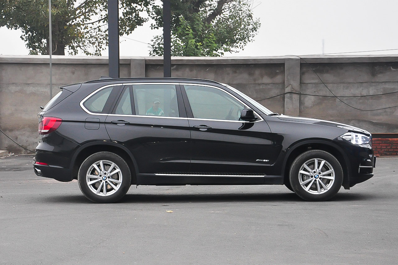 2015款宝马X5 2.0T自动xDrive28i