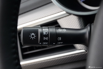 2016款帝豪GS 1.8L手动领尚型优雅版