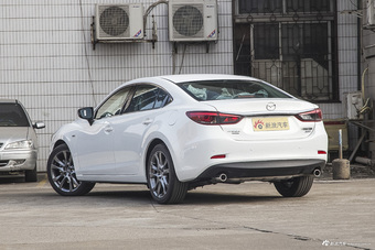 2017款阿特兹2.5L自动蓝天尊崇版