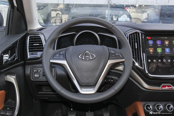2016款长安CX70 1.6L手动运动型