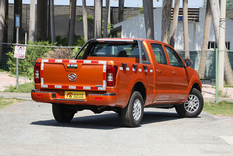 2016款黄海N1 2.3T手动柴油两驱超值版SD4AX604U