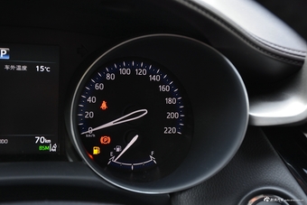 2018款奕泽IZOA 2.0L自动奕炫版