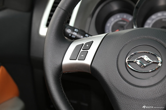 2015款黄海N2 2.8T手动两驱柴油运动版