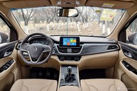 2017款宝骏730 1.5T手动尊享型7座