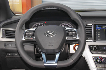 2017款索纳塔九1.6T自动GLX领先型