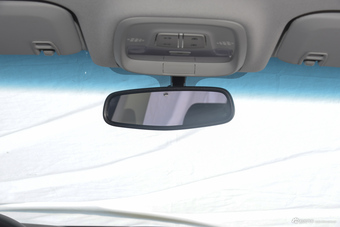 2018款雪佛兰1.3T自动耀享版Redline 530T(5+2款)