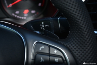 2018款奔驰V级 V 260 领航版