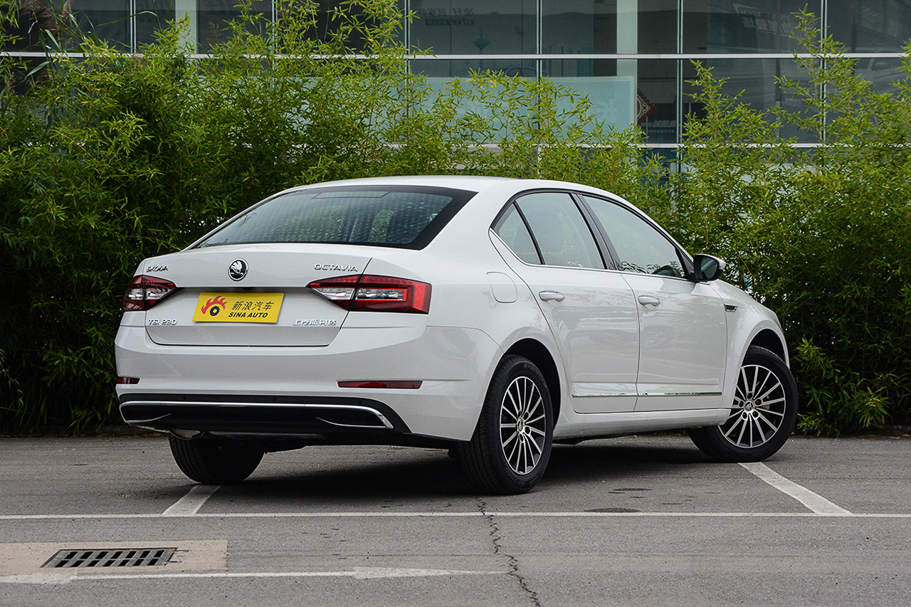 2018款明锐1.2T TSI230 DSG豪华版