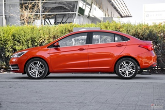 2017款艾瑞泽5 1.5L自动尊贵版