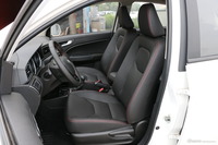 2017款骏派D60 1.5L手动豪华型