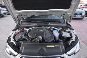 2018款奥迪A4L 1.4T自动30周年年型30 TFSI进取型图片