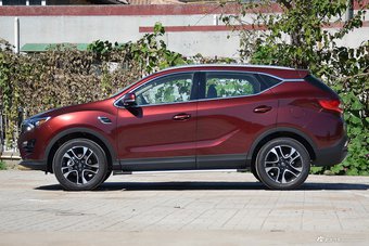 2017款DX7 1.5T手动豪华型