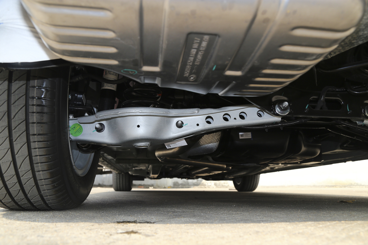 2018款别克GL6 1.3T自动18T豪华型6座 