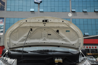 2016款NV200 1.6L自动豪华型