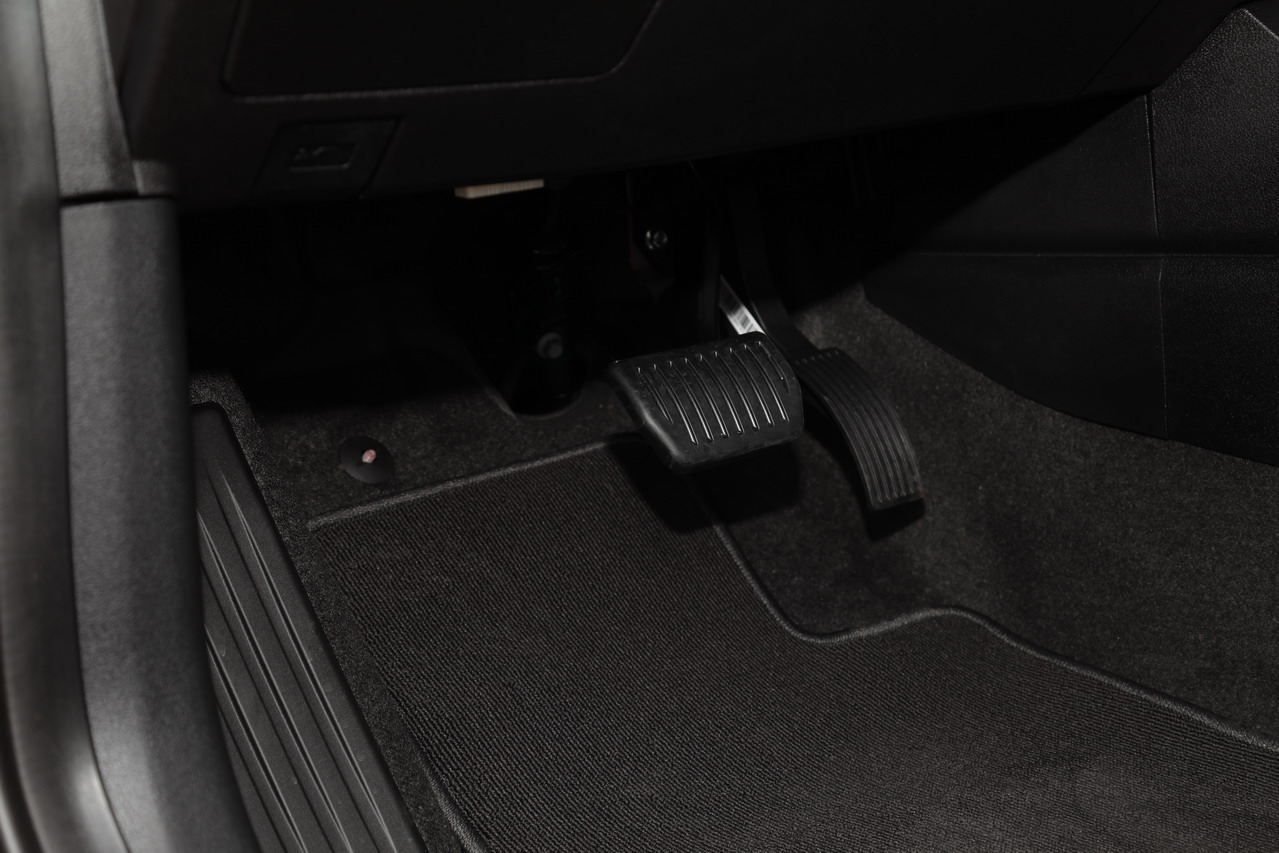 2018款吉利缤瑞1.0T自动缤耀版200T 