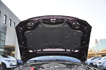 2017款捷豹XFL 2.0T自动240PS奢华版