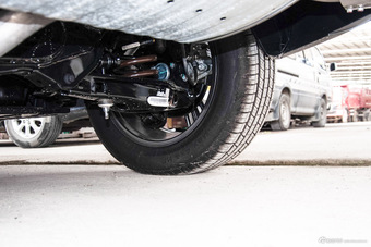 2016款猎豹CS10 2.0T自动豪华型 威尼斯蓝