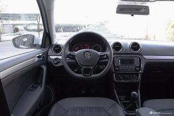 2017款捷达1.5L手动舒适型