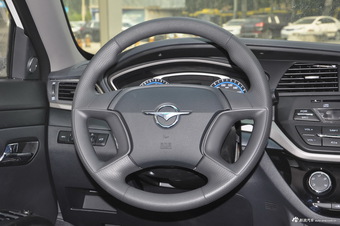 2017款海马M6 1.6L手动舒适型