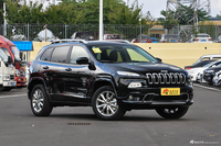 2017款自由光2.4L自动优越版