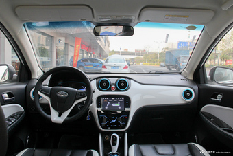 2017款江淮iEV7图片